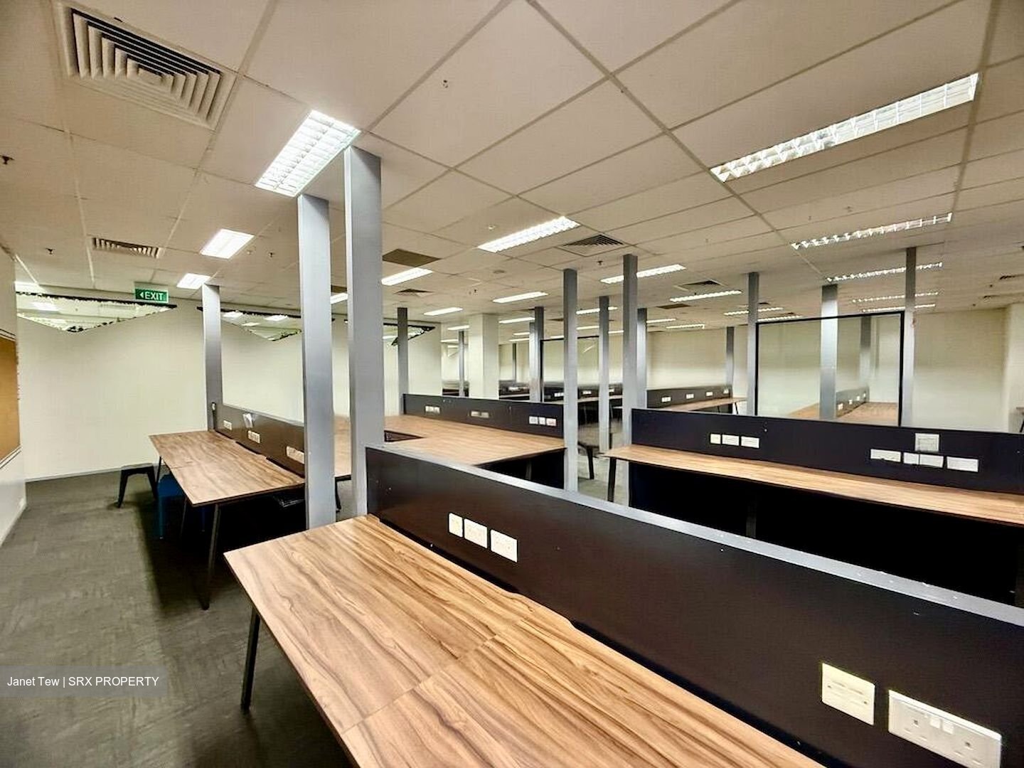Dapenso Building (D1), Office #457512621